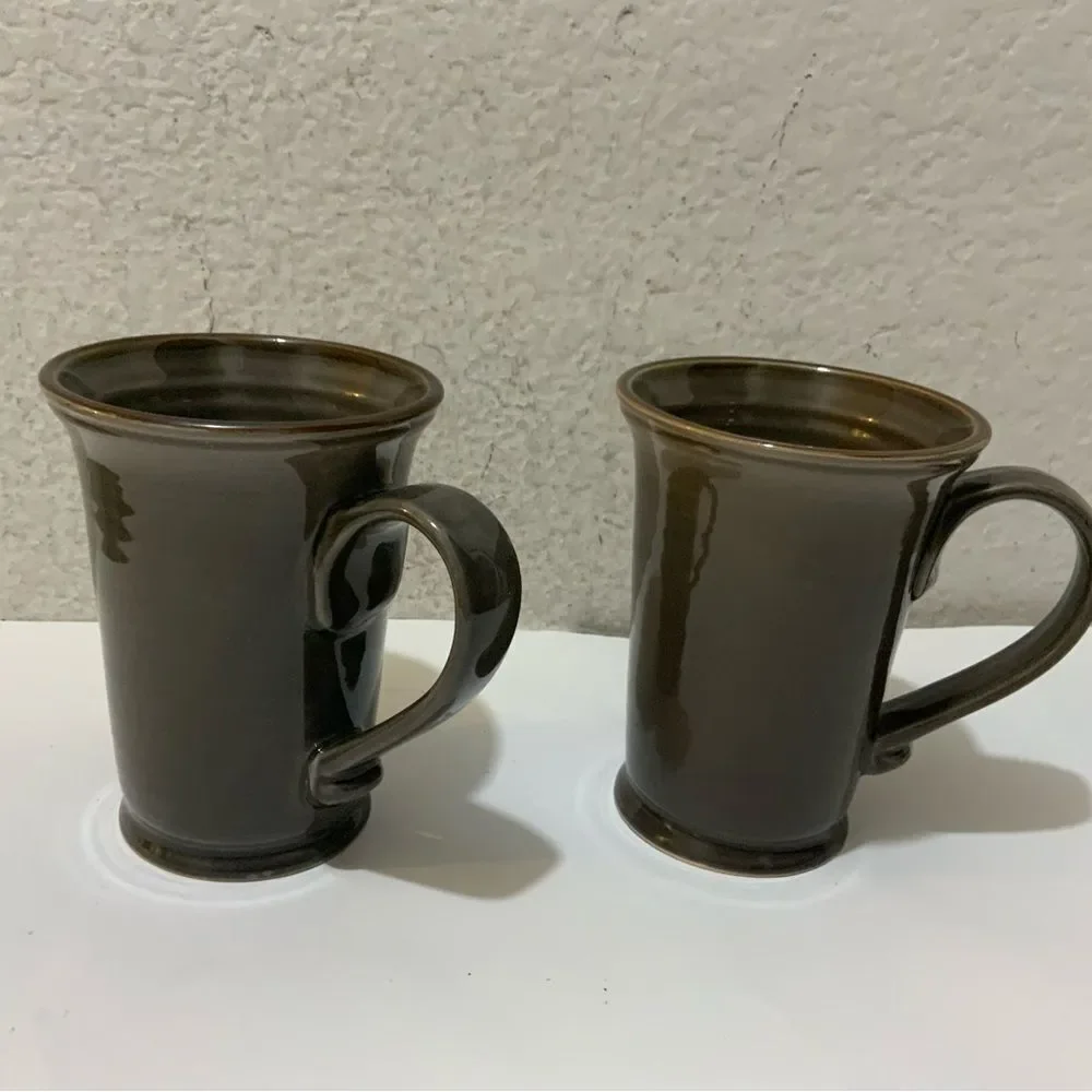 New condition set of 2 BAUM Tuscany Coffee Mugs